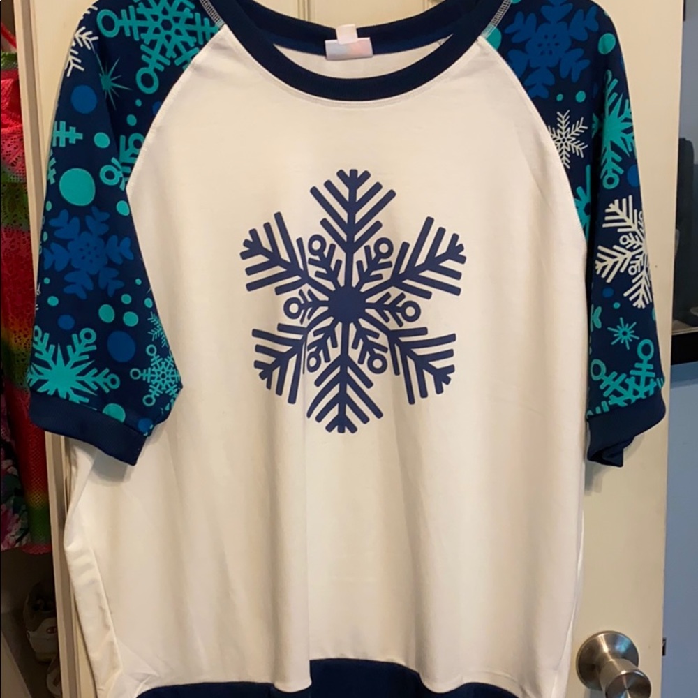 NWT LuLaRoe 3xl Jane white w/ blue snowflake